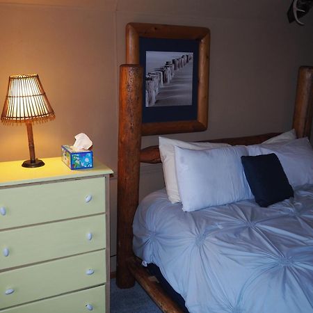 Bayside Cottage - Remodeled And Great Location! Frankfort Eksteriør bilde